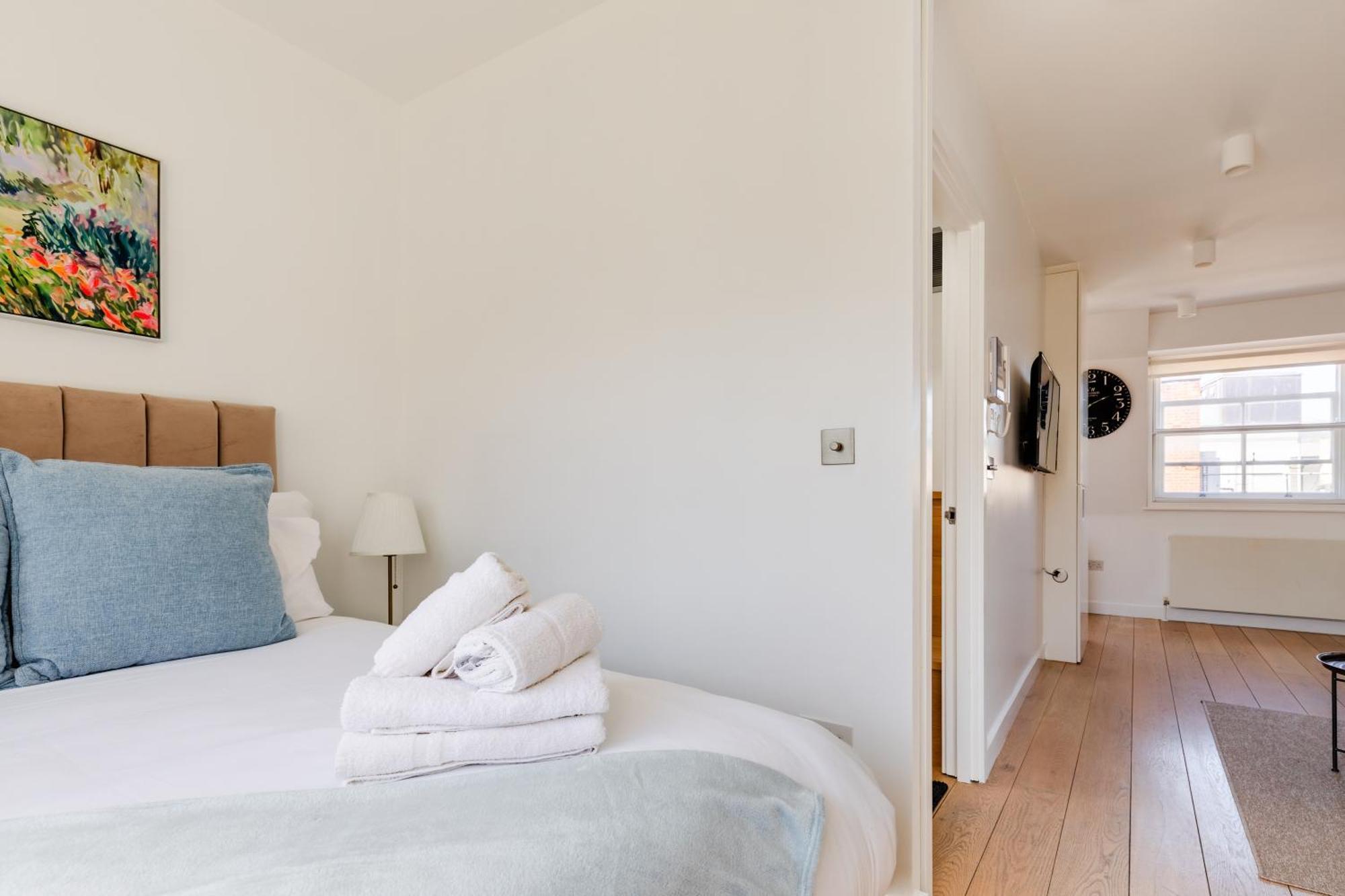 Stayinn Soho Apartments London Bagian luar foto